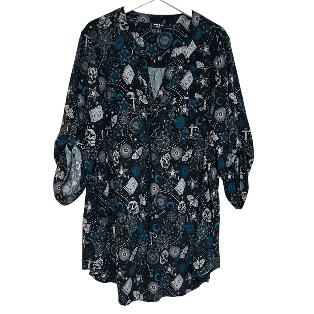 Torrid 3 Harper 3/4 Sleeve Pullover Tunic Top Skull Celestial witchy vibe blouse - Picture 4 of 16